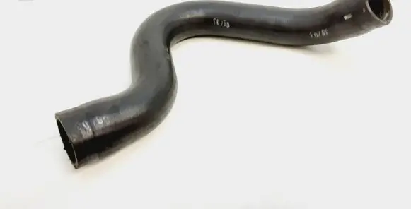 Volvo V70 Engine coolant pipe/hose 08671393