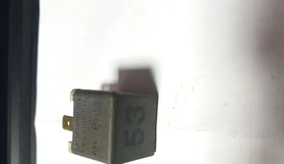 Audi A6 S6 C5 4B Other relay 141951253B