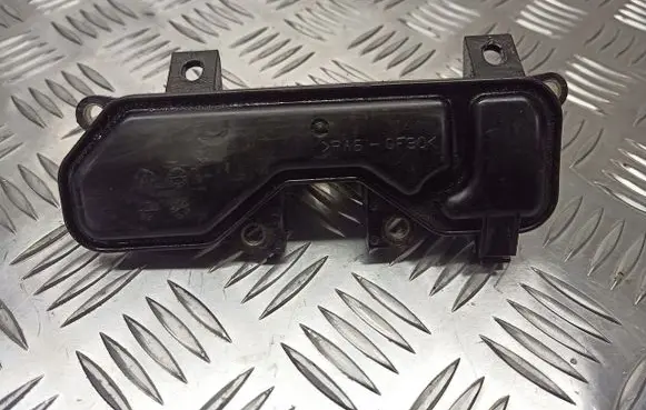 Mazda CX-7 Vacuum air tank 