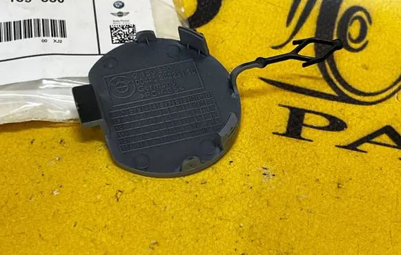 BMW X6 E71 Front tow hook cap/cover 51112159350 2159350