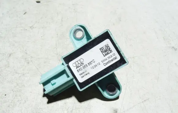 Audi A4 S4 B8 8K Airbag deployment crash/impact sensor 8K0955557C