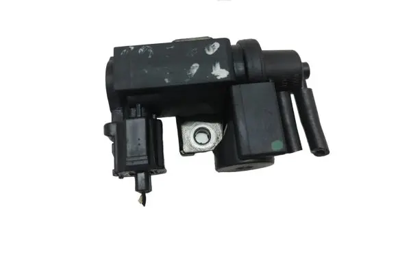 Vacuum valve
