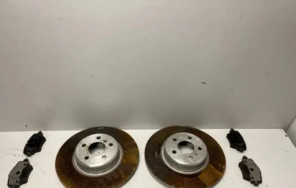 BMW X4 G02 Front brake disc 6880072 6860907