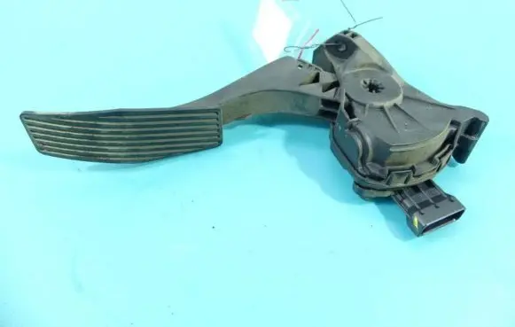 Chevrolet Cruze Accelerator throttle pedal 6PV009765-07 IMPRK1332823