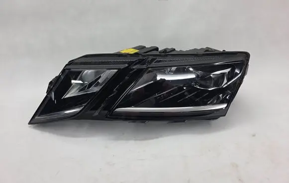 Skoda Octavia Mk3 (5E) Headlight/headlamp 5E1941015D