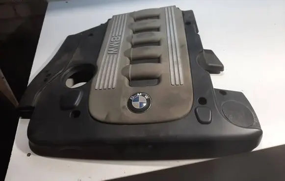 Engine cover (trim)