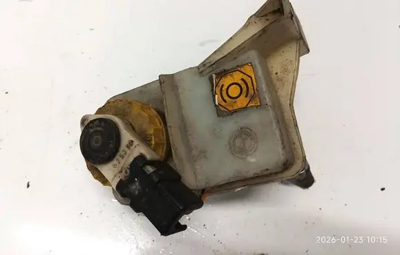 Alfa Romeo 156 Brake fluid reservoir 