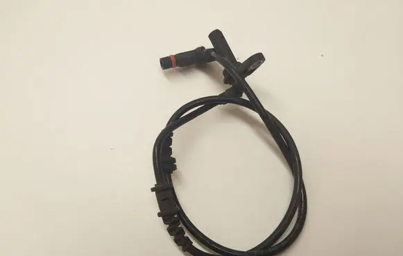 Mercedes-Benz E W212 ABS brake wheel speed sensor A2125400217