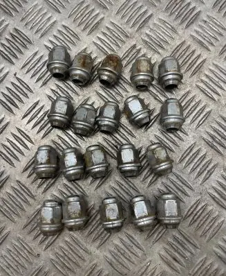 Nuts/bolts
