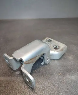 Opel Vivaro Front door upper hinge 804005400R
