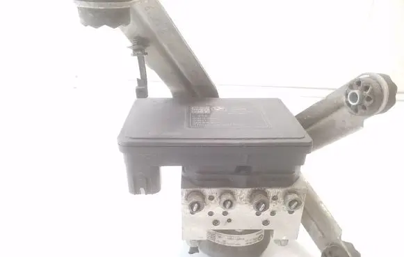 BMW i3 ABS Pump 6896138 3451689613701 6896137