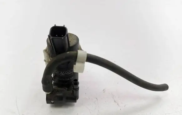 Volvo V50 Windscreen/windshield washer pump 1S7117K624FC T655C