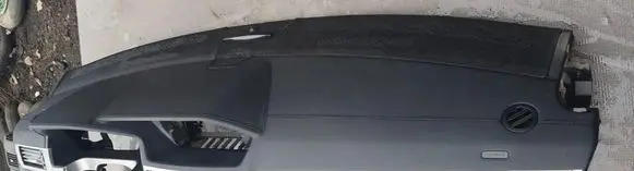 Mercedes-Benz E W212 Dashboard brak