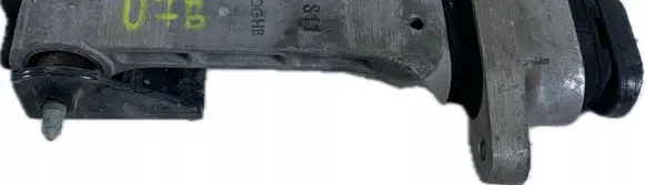 Hyundai Palisade Engine mount bracket 219552S000
