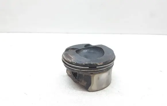 BMW 3 E92 E93 Piston 85L126