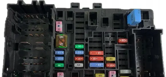 Cadillac Escalade IV Fuse box set 23200661