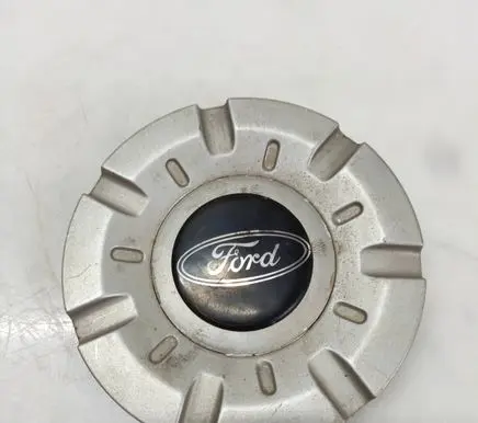 Ford Focus Original wheel cap 2S511000AB