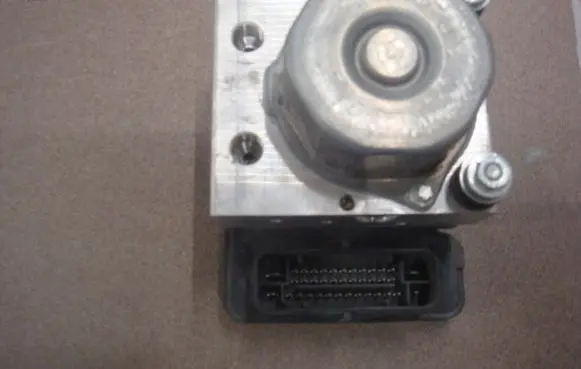 Dacia Sandero ABS Pump 2265106516