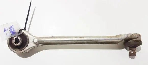 Volkswagen PASSAT B5 Front lower control arm/wishbone
