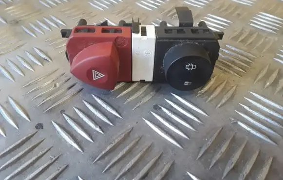 Renault Megane II Hazard light switch 88040009 88040001 88040002