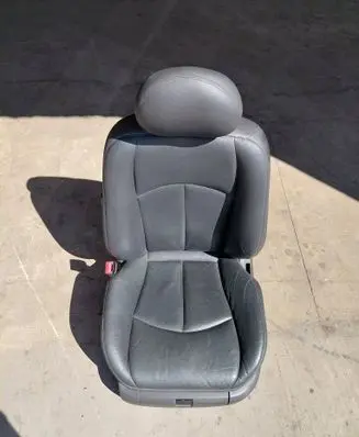 Mercedes-Benz E W211 Front driver seat A2118200126