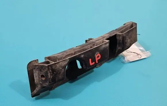 Peugeot 508 Front bumper mounting bracket 9686570380 IMPRK1381071