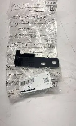 Audi A4 S4 B9 Fender mounting bracket 8W0821434B 3973RRR