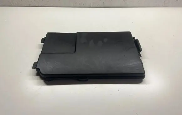 Volkswagen Touran I Battery box tray cover/lid 1K0915443