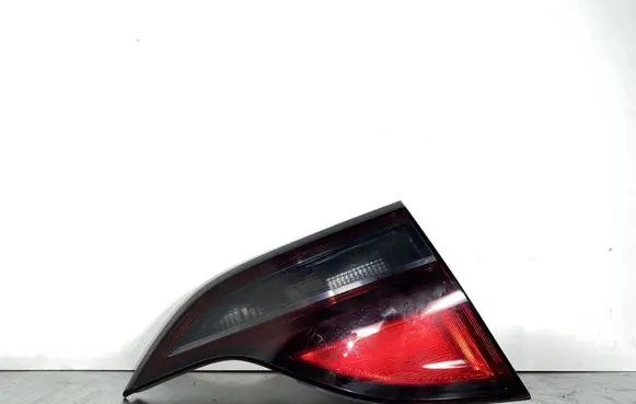 Opel Zafira C Tailgate rear/tail lights 39028598BN8