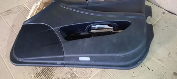 Mercedes-Benz CLS C219 Front door card panel trim A2197207870
