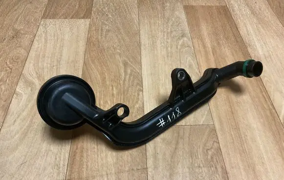 Volvo V70 Oil sump strainer pipe 30650552 PA66GF30