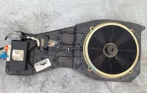 Cadillac CTS Comfort/convenience module 2574480 050993 3083V