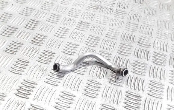 Audi A3 S3 8V Turbo turbocharger oiling pipe/hose 04E145735C
