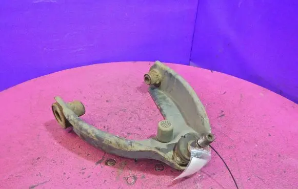 Volkswagen PASSAT B4 Front control arm