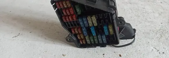 Audi A4 S4 B5 8D Fuse box set 123654