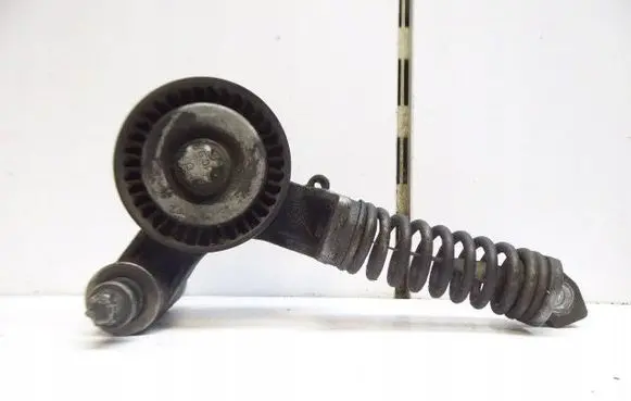 Opel Corsa C Generator/alternator belt tensioner 55352021AW