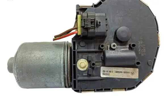Mercedes-Benz E W212 Wiper motor 1397220564 090710460526 0390241892