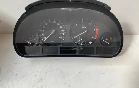 BMW 5 E39 Speedometer (instrument cluster) 62118381198 110008735054