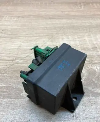 Peugeot 307 Glow plug pre-heat relay 51299011A