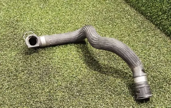 Renault Trafic III (X82) Engine coolant pipe/hose 144B66207R