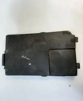 Volkswagen Touran I Battery box tray cover/lid 1K0915443
