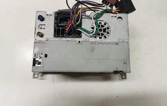Mercedes-Benz C W203 Radio/CD/DVD/GPS head unit A2038274142