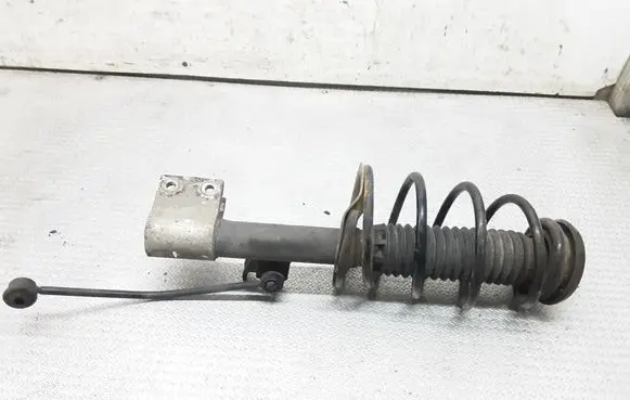 Front shock absorber with coil spring