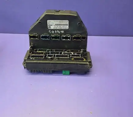 Mercedes-Benz C W204 SAM control unit A2045456301 2045456301