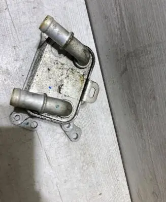 Engine oil radiator