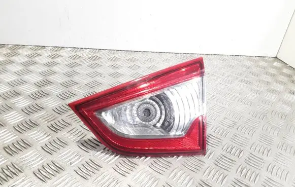 Suzuki SX4 S-Cross Tailgate rear/tail lights