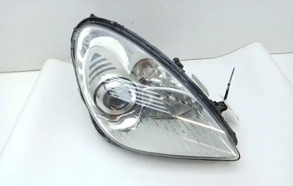 Mercedes-Benz SLK R171 Headlight/headlamp 15631000