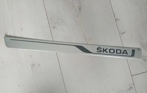 Skoda Octavia Mk3 (5E) Front sill trim cover 5E0853813E 5E0853813