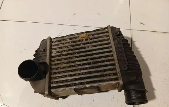 Audi A6 S6 C6 4F Intercooler radiator