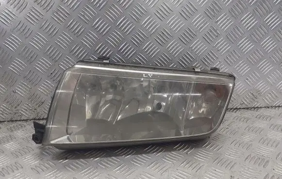 Skoda Fabia Mk1 (6Y) Headlight/headlamp